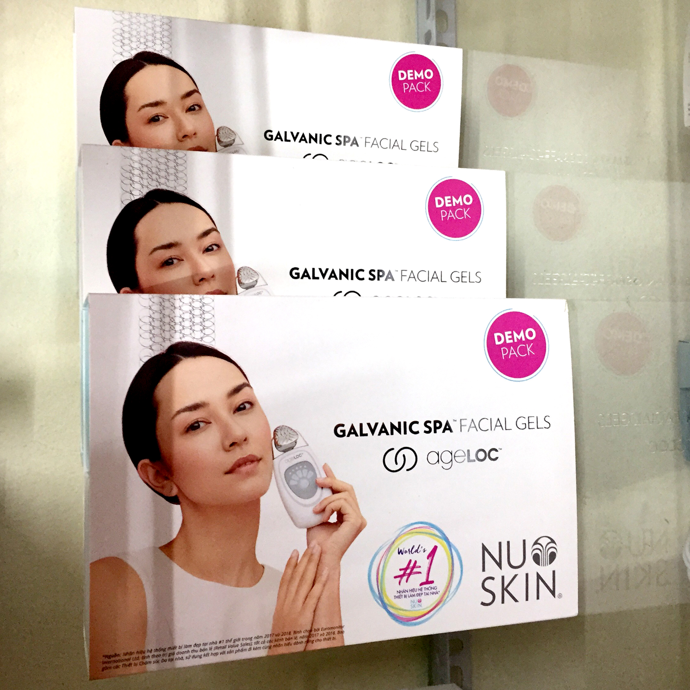 Big gel chạy máy nuskin ageloc galvanic spa - 01 hộp 60 cặp gel xanh và gel trắng