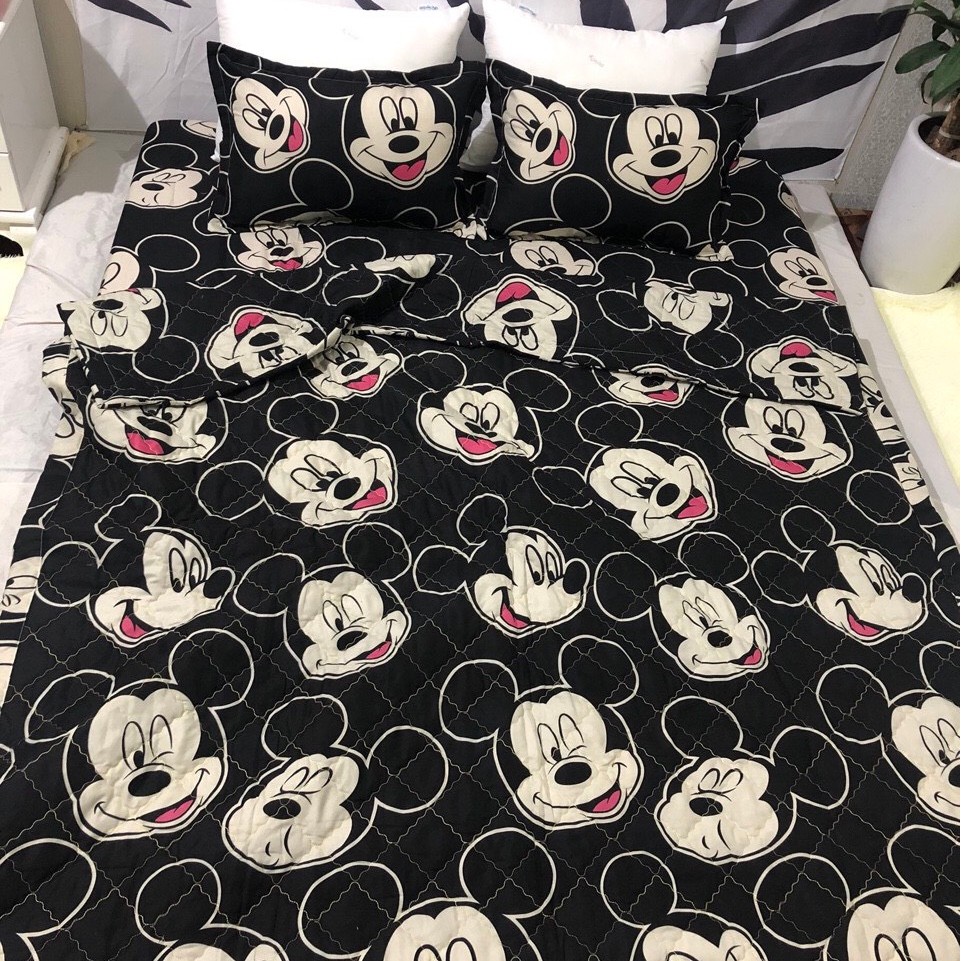 Bộ ga và 2 vỏ gối Cotton Poly Mẫu MICKEY ĐEN