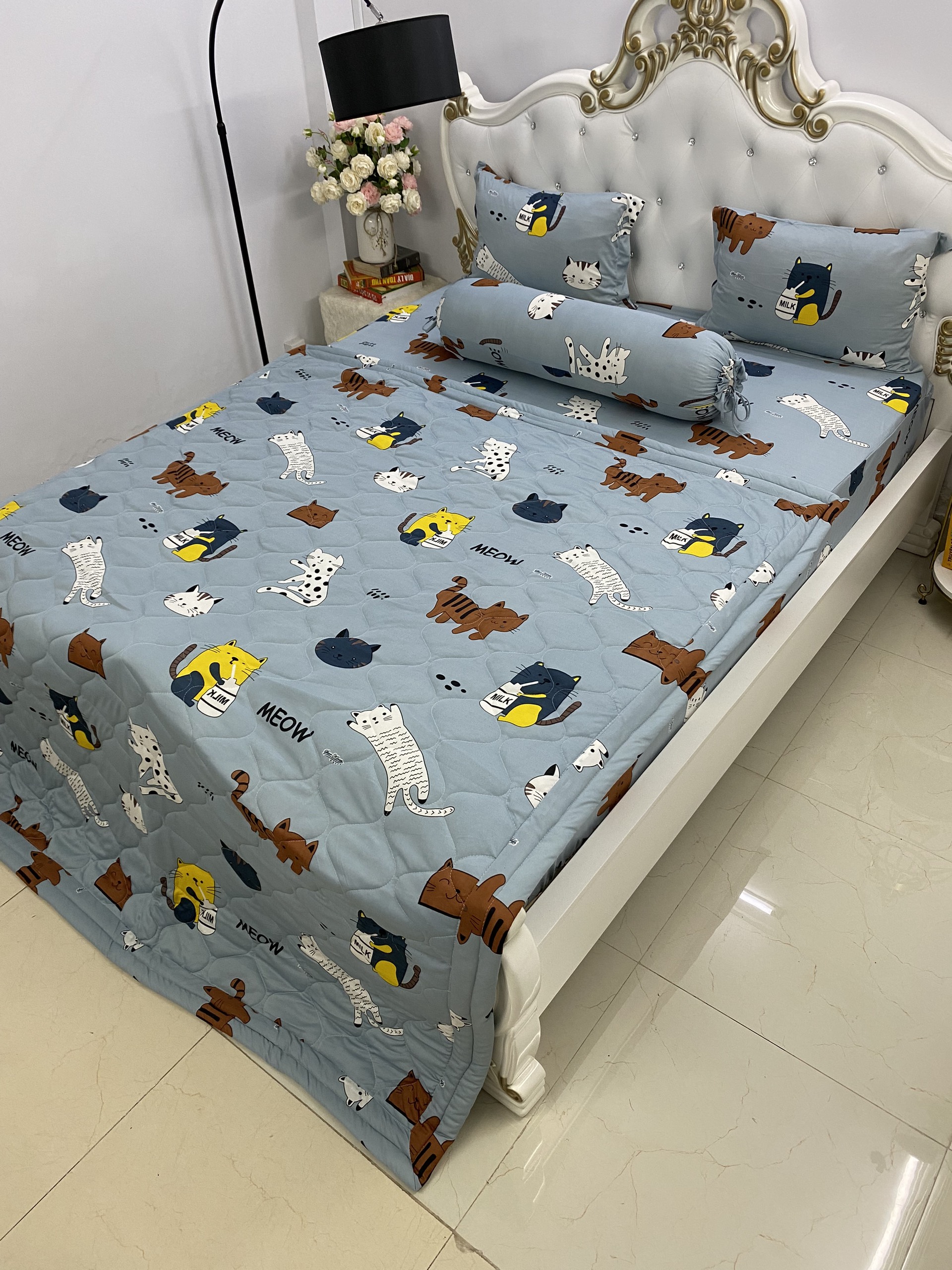 Bộ Drap thun Hàn Quốc loại 1 có mền 5 món ( 1 drap + 1 chăn chần bông + 3 áo gối)