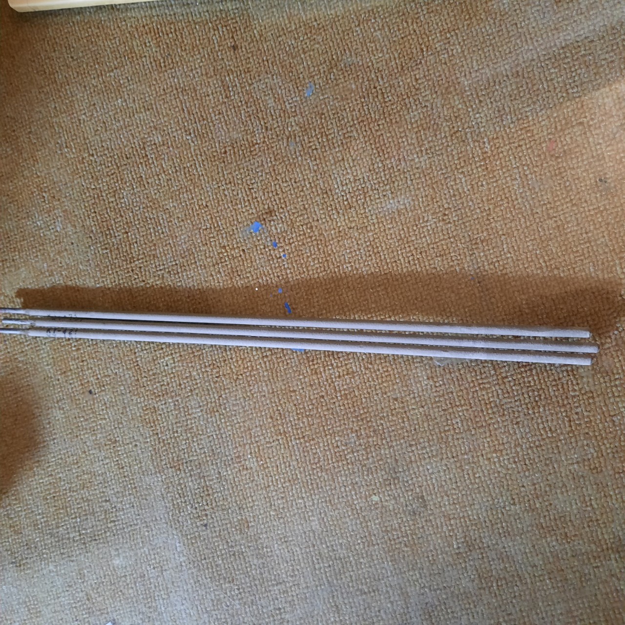 Bộ 3 que hàn gang 4 ly