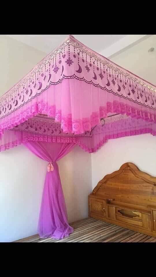 Màn khung vuông ren lạnh cao cấp  kèm khung- hàng đẹp mê li