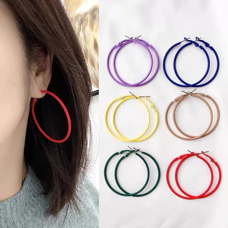 Bông tai sắc màu , khuyên tai tròn nhiều màu cá tính 6cm bông tai khoen tròn nhiều màu nhiều size