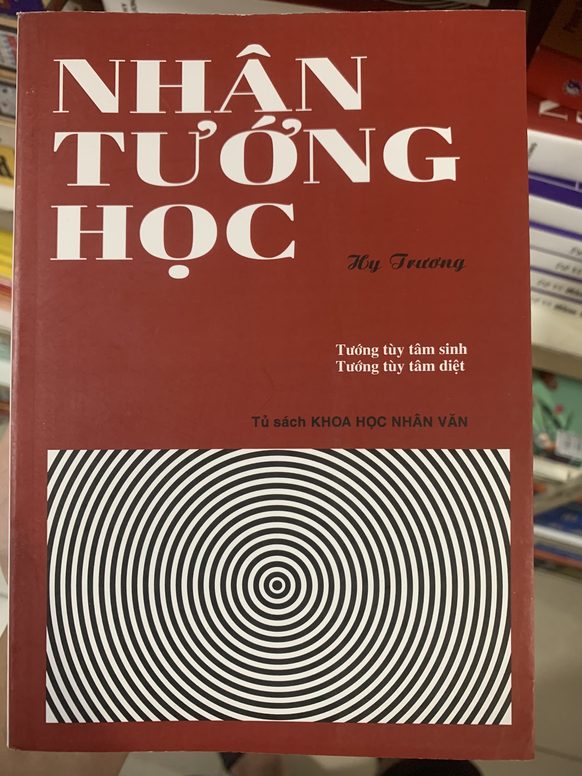Sách Nhân Tướng Học Hy Trương