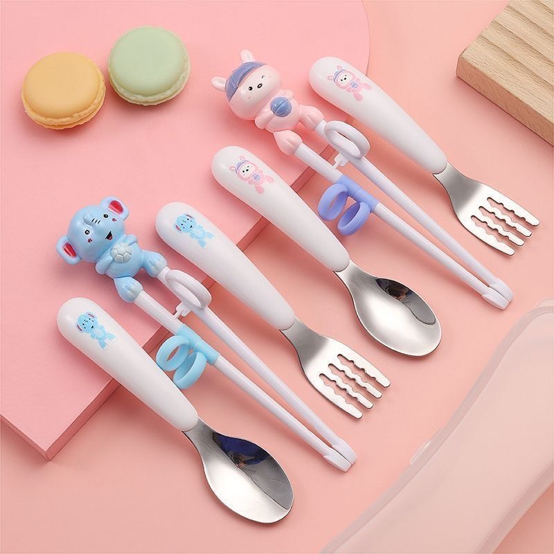Set thìa dĩa đũa tập gắp cho bé thuận tay phải