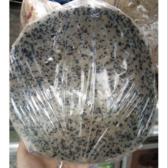 Bánh tráng mè dừa chưa nướng