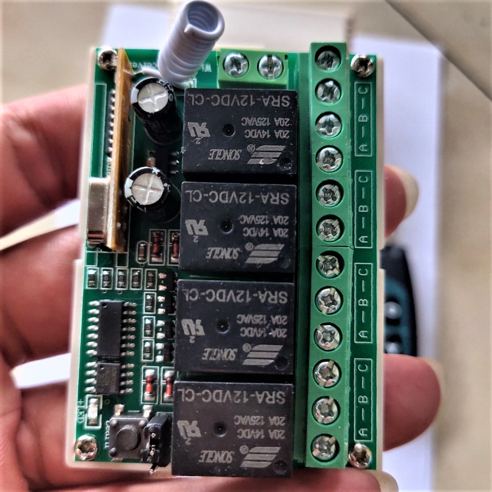 MẠCH ĐIỀU KHIỂN TỪ XA 12V 4 KÊNH DÙNG ĐỘ XE MÁY Ô TÔ CỰC CHẤT , CÔNG TẮC ĐIỀU KHIỂN TỪ XA 12V LOẠI TỐT , PHỤ KIỆN ĐỘ XE MÁY