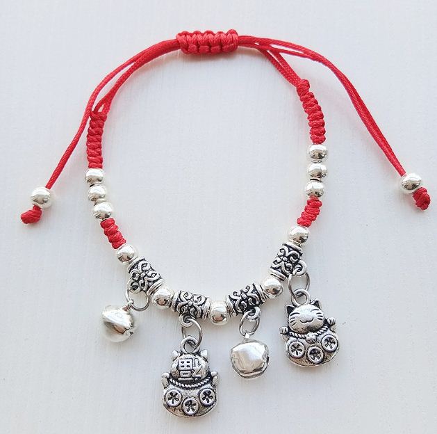 [HCM]Vòng tay dây đỏ handmade Mèo Thần Tài may mắn phong thủy