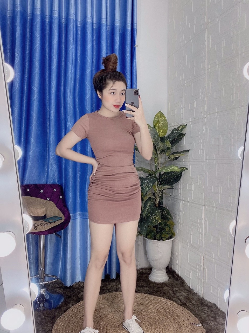 Đầm cổ tròn ôm body kiểu nhún sườn 2 bên sexy có dây kéo sau lưng hot hit