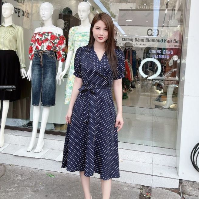 Đầm xòe dáng dài ngang gối thiết kể cổ Vest họa tiết chấm bi mặc đi chơi đi tiệc Eva Lover