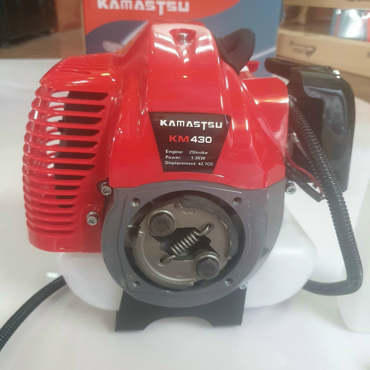 Máy cắt cỏ 2 thì kamastsu 1500w km430
