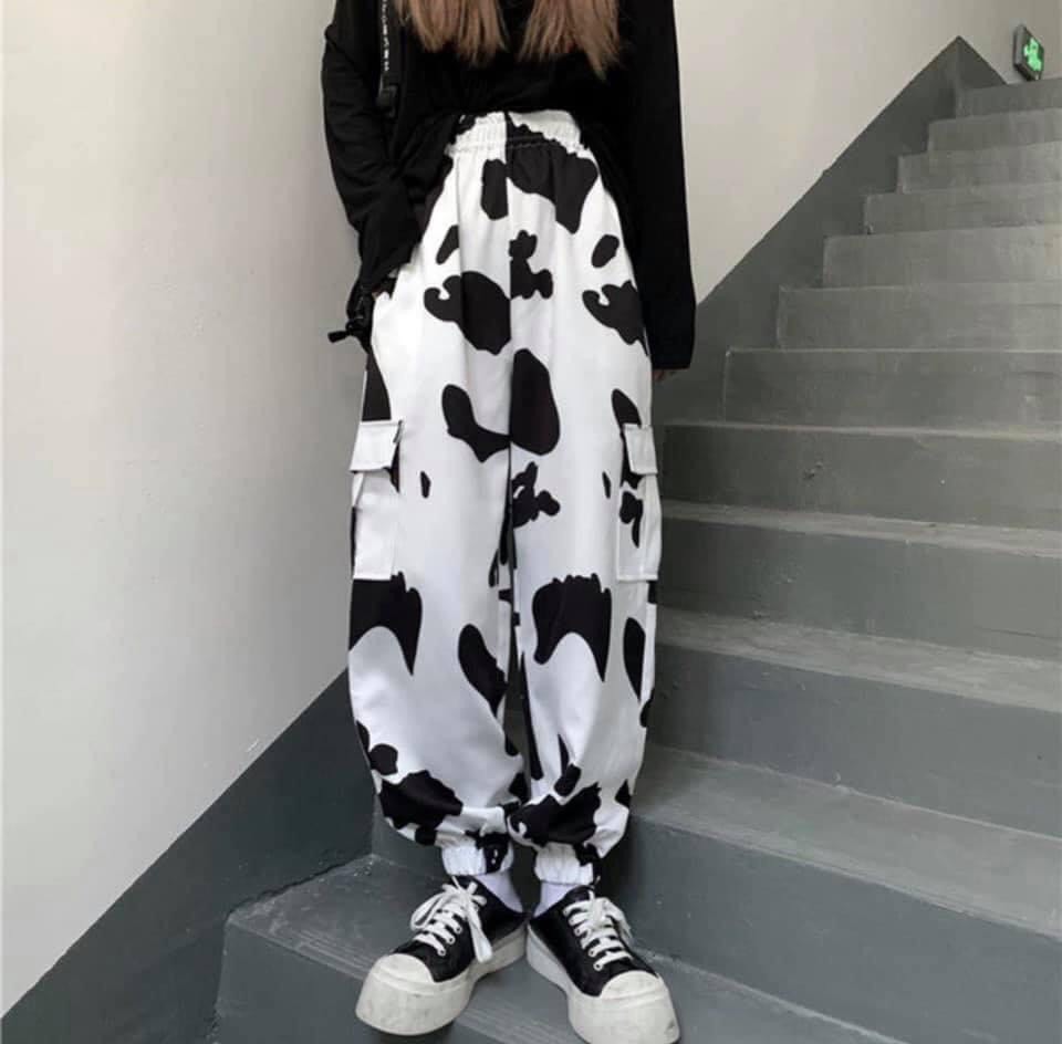 Quần jogger bò sữa
