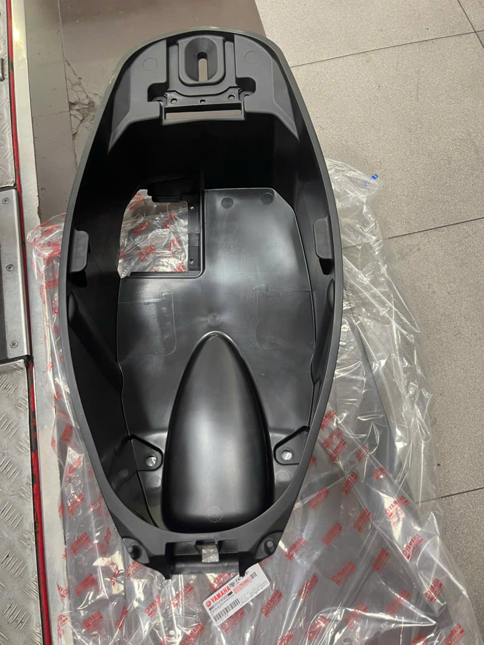 Genuine Yamaha Early Model Grande Saddle Box (2015-2018)