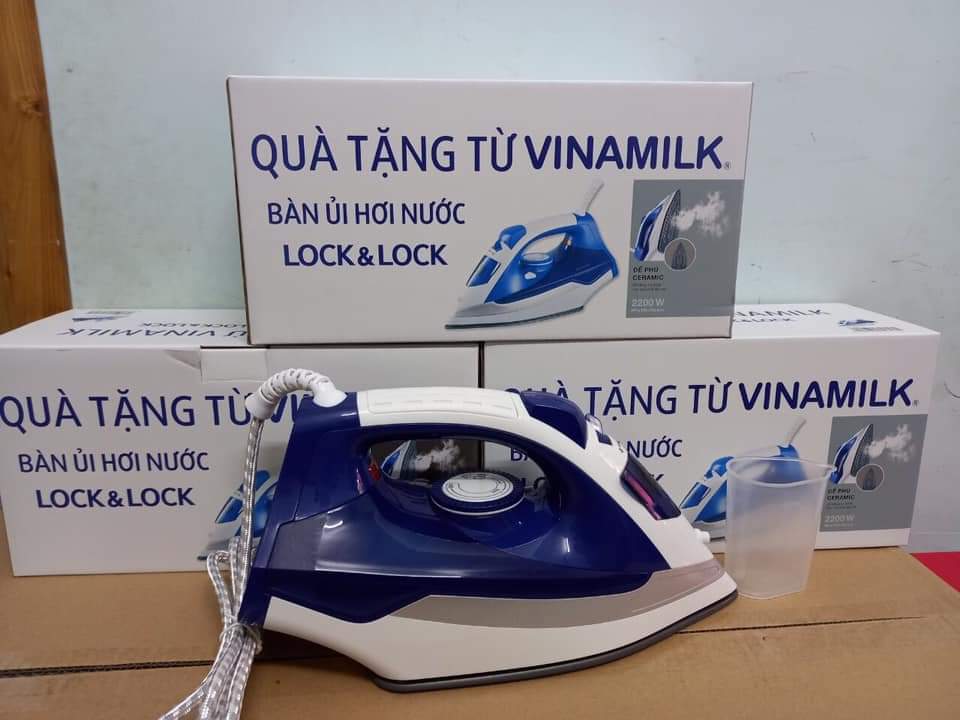 Bàn ủi hơi nước lock& lock eni146b quà tặng từ vinamilk