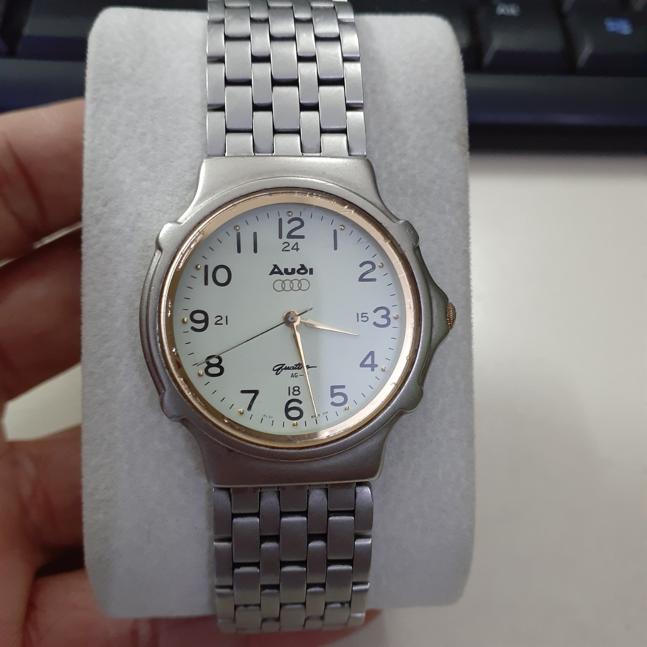 Đồng hồ đeo tay nam nữ Audi Second hand si Nhật