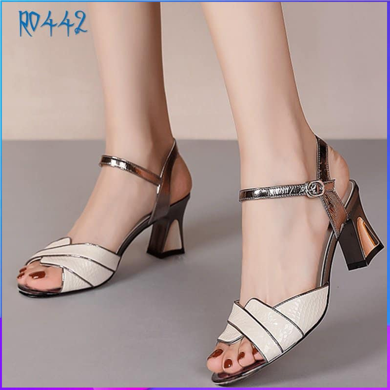 Giày sandal nữ cao gót 7cm hàng hiệu rosata hai màu kem đen thời trang hàn quốc ro442