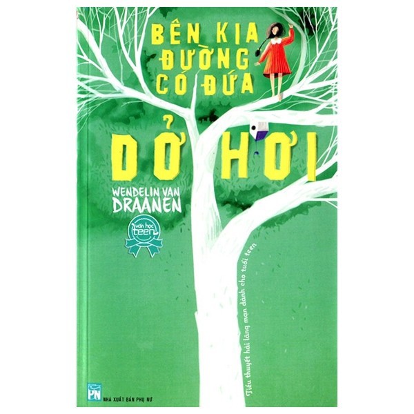 Sách-bên kia đường có đứa dở hơi
