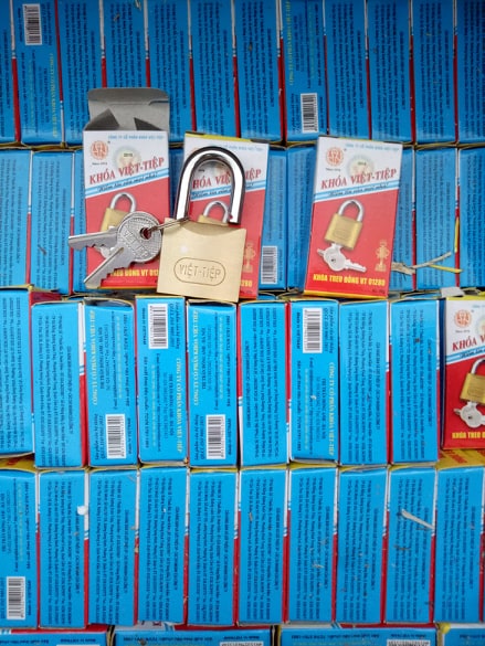 Khóa treo đồng bấm nhỏ việt tiệp 01280