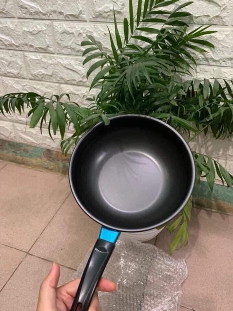 Chảo mini sâu lòng chống dính xài được cho bếp từ