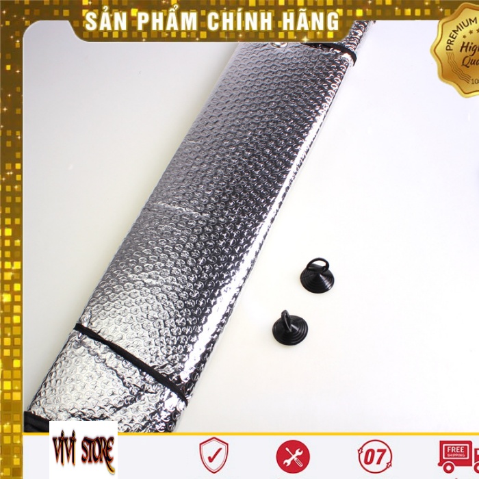 Tấm chắn nắng kính lái trong xe ô tô