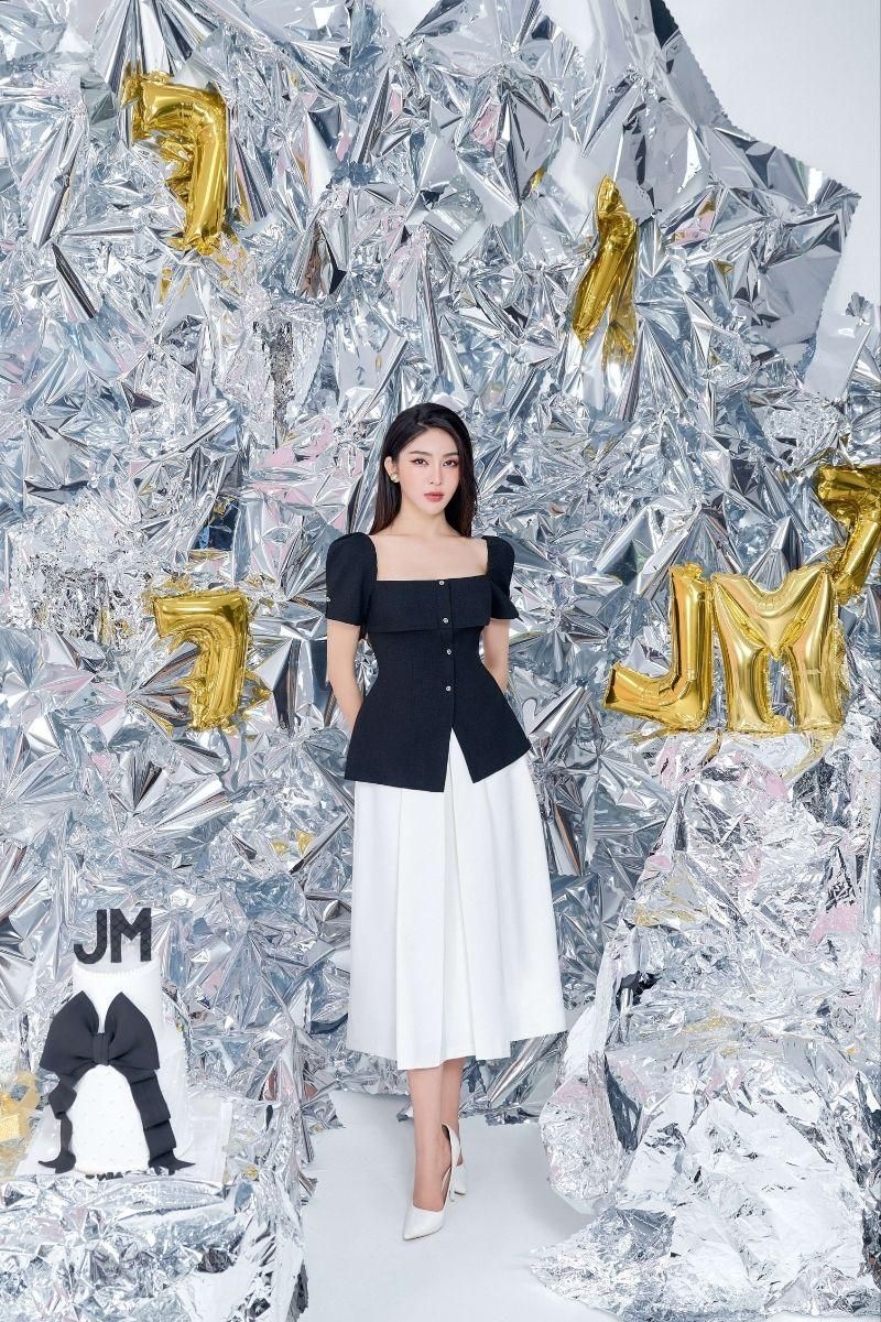 Áo 1 hàng cúc cổ u jm dress design 2t36.2206kt