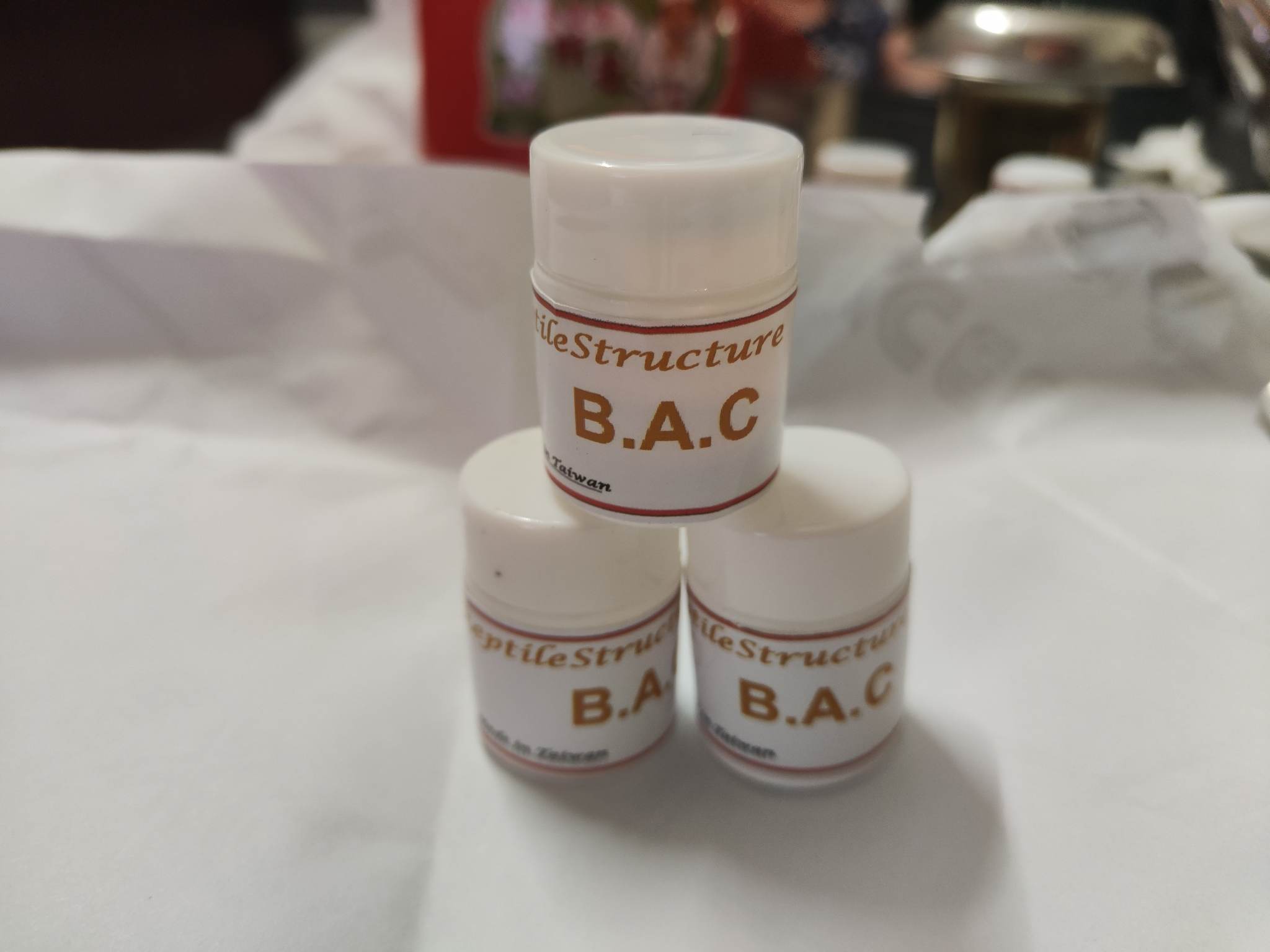 B.A.C bac nitra men hổ trợ hệ tiêu hóa cho bò sát