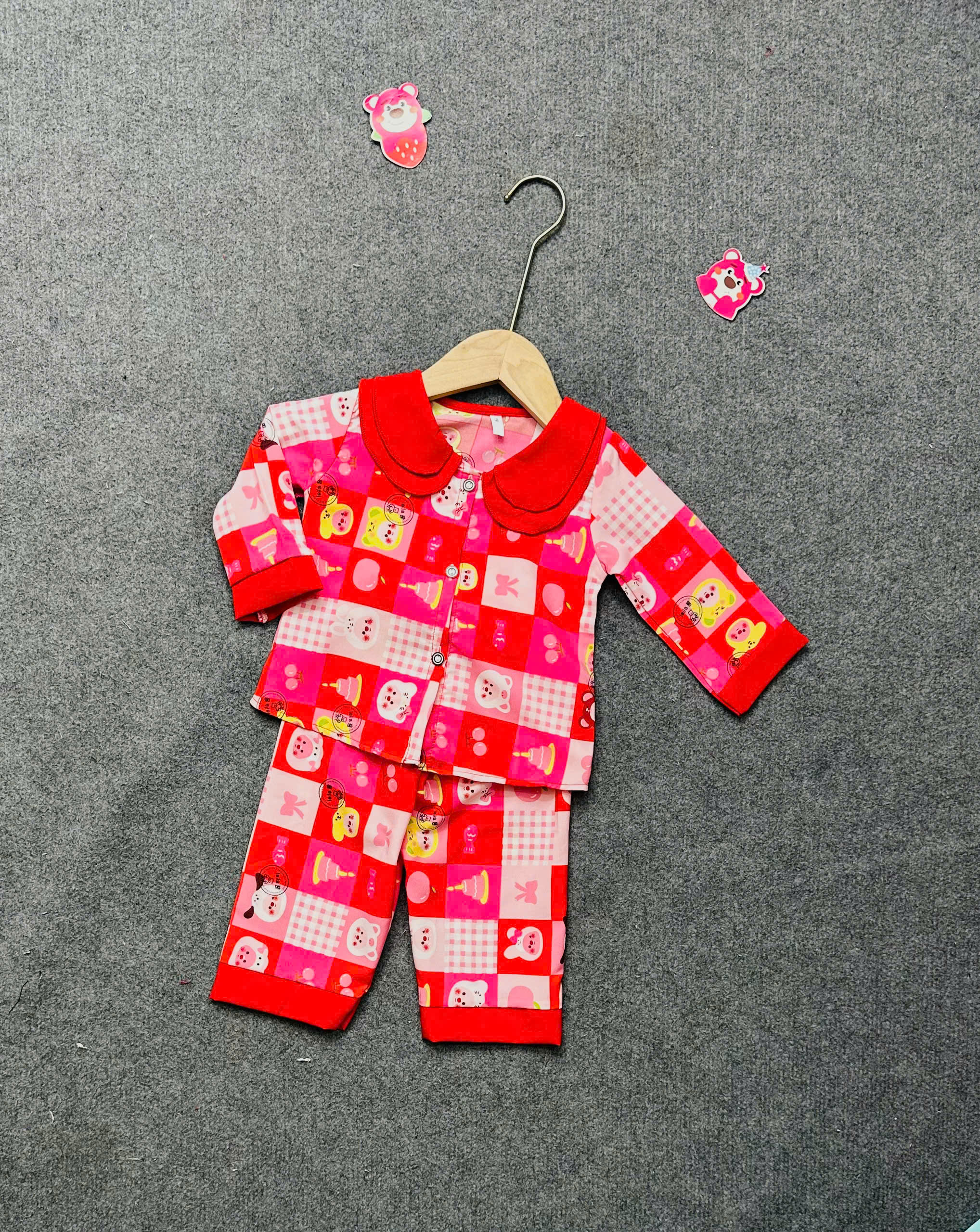 (PIZAMAHH)bộ ngủ tay dài cho bé gái vải lụa kiểu dáng tiểu thư cổ bèo điệu đà size cho bé dưới 6 tuổi - 4