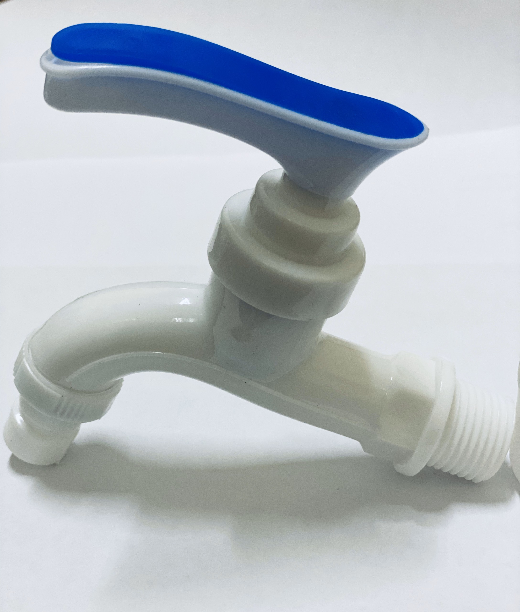 [HCM]Vòi nước vòi hồ nhựa phi 21mm