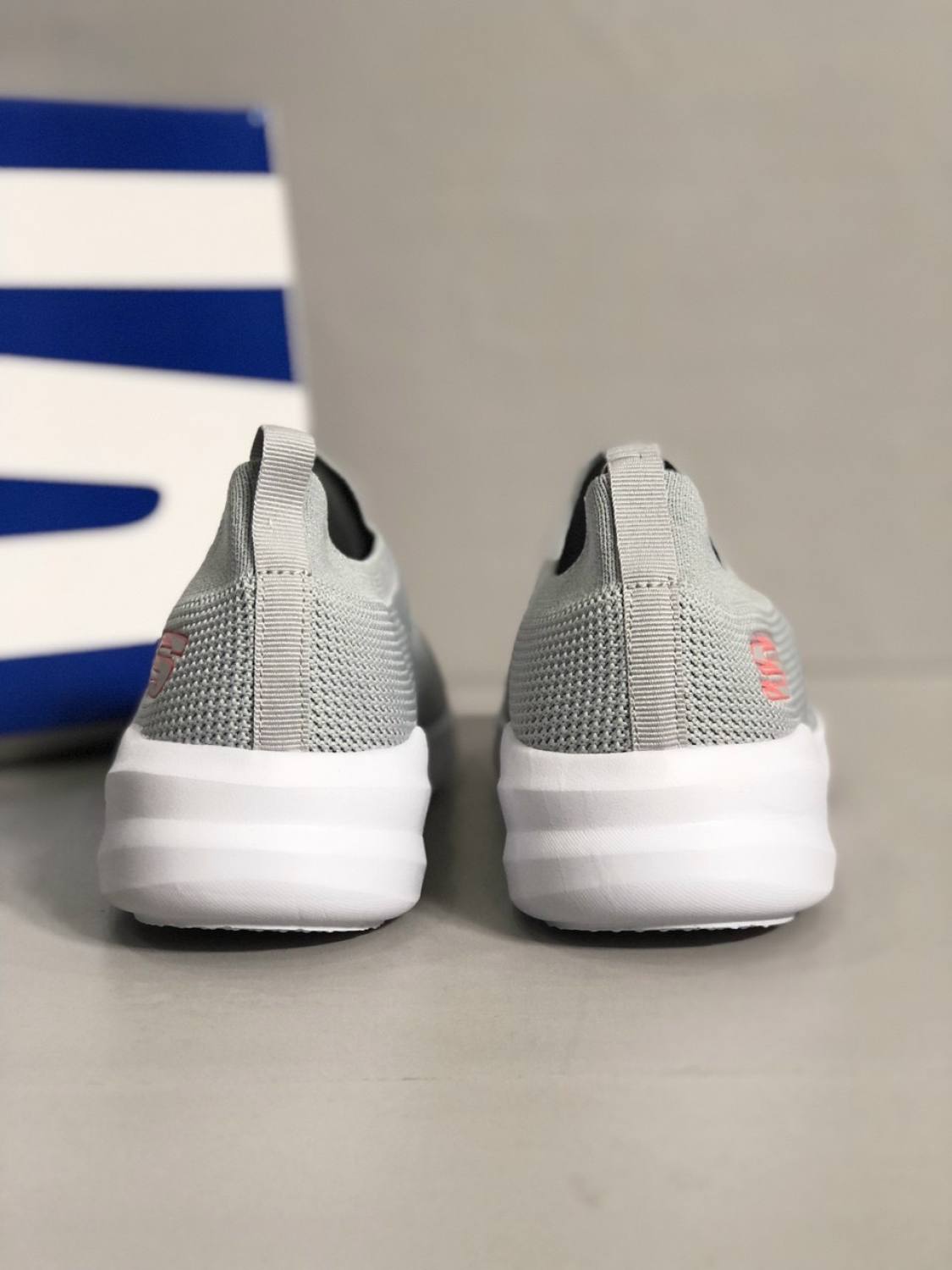 Giày Thể Thao Skechers mọi nữ xịn 9