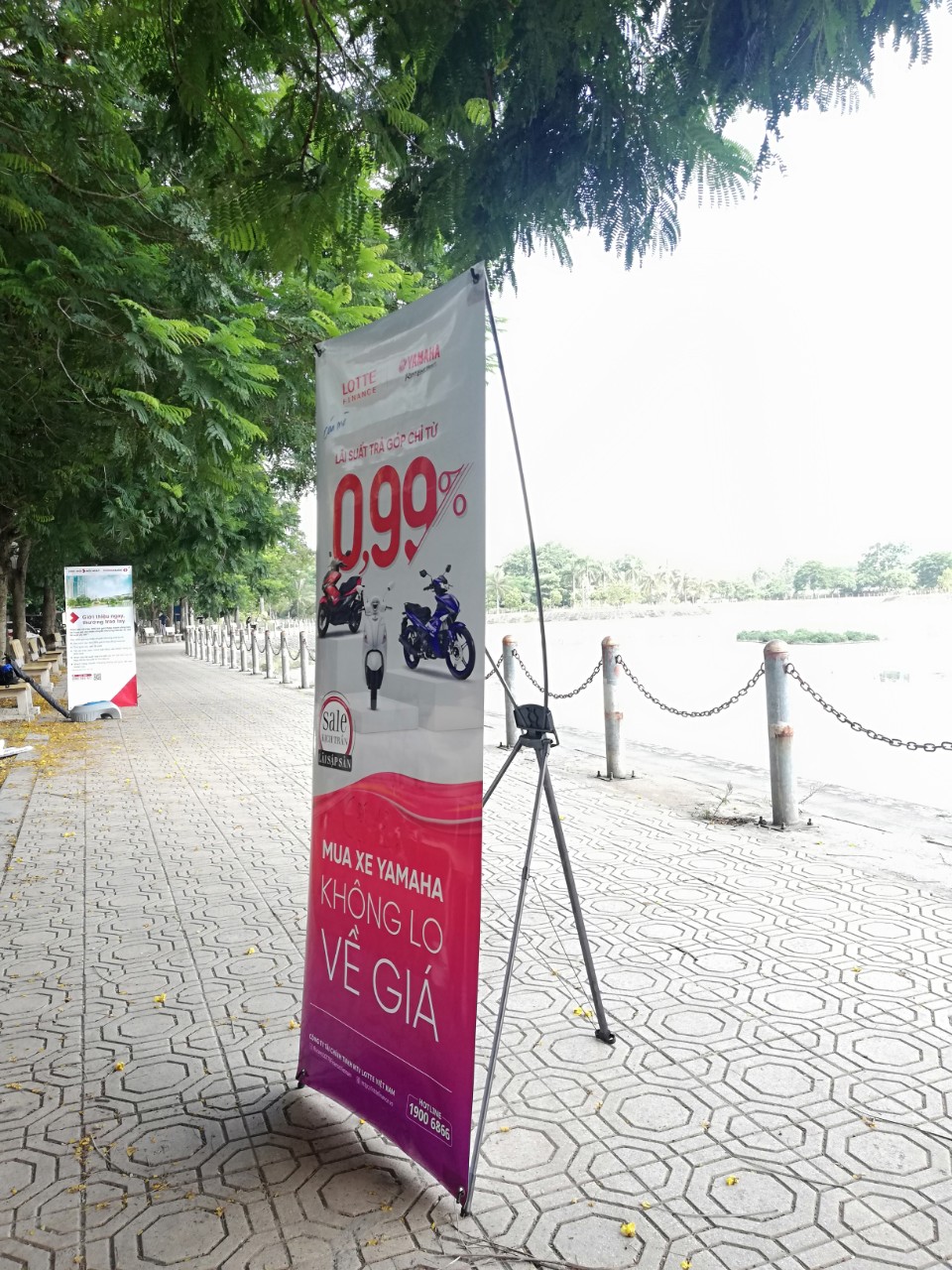 [SẴN HÀNG] Standee X kiểu Hàn Quốc kt 0.6 x 1.6 hoặc 0.8 x 1.8m