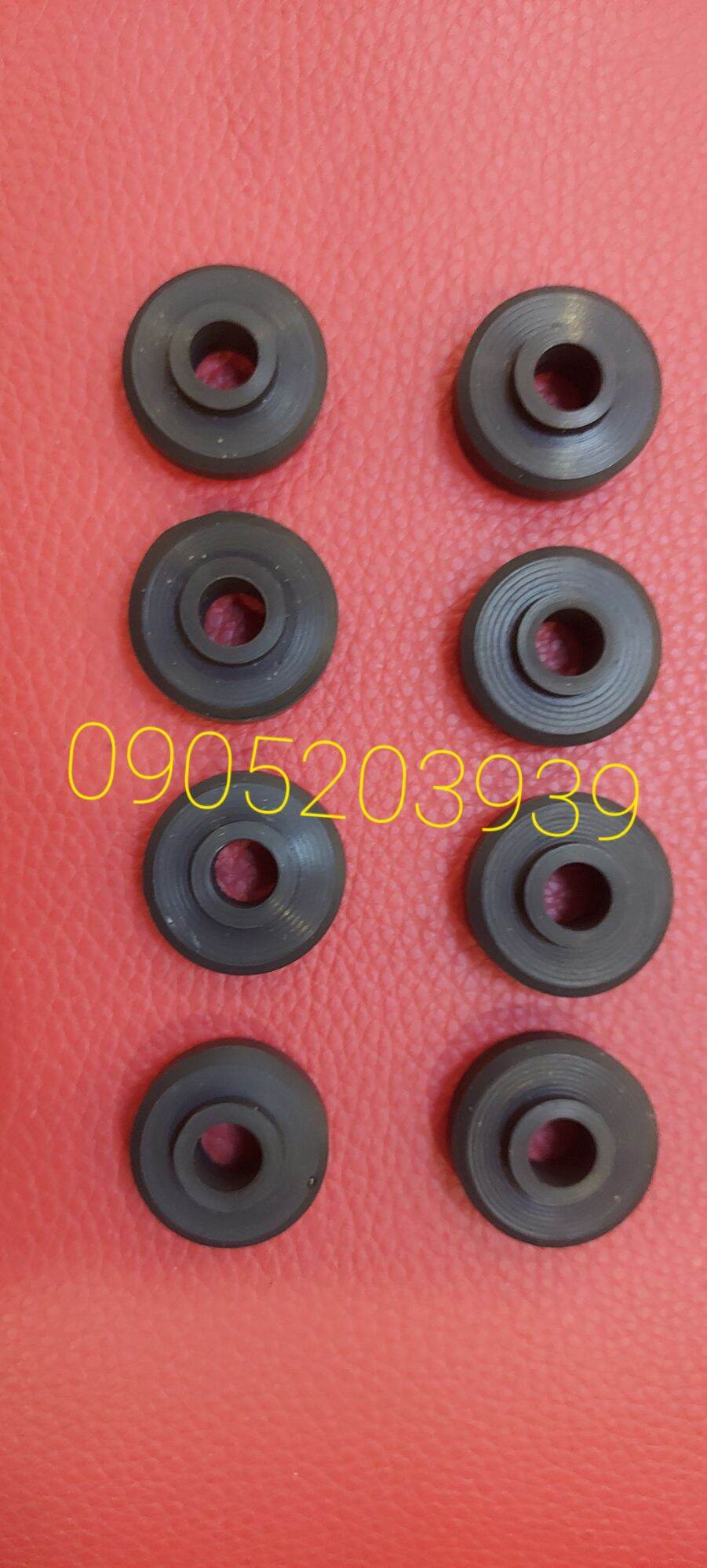 8 cục cao su tiện đồng tiền thanh giằng xe vios   (cao su tiện)