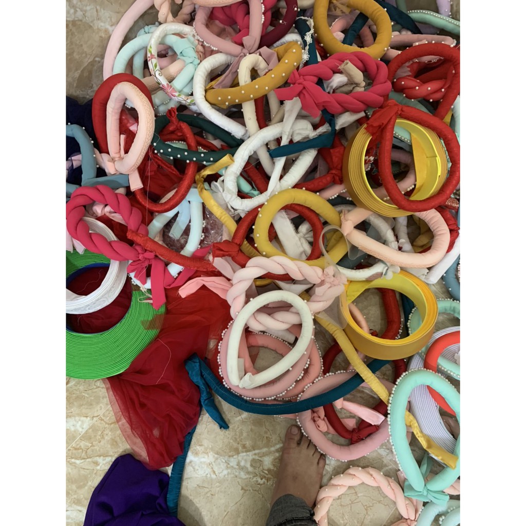 Mấn Đội Đầu Kết Hợp Áo Dài Cách Tân