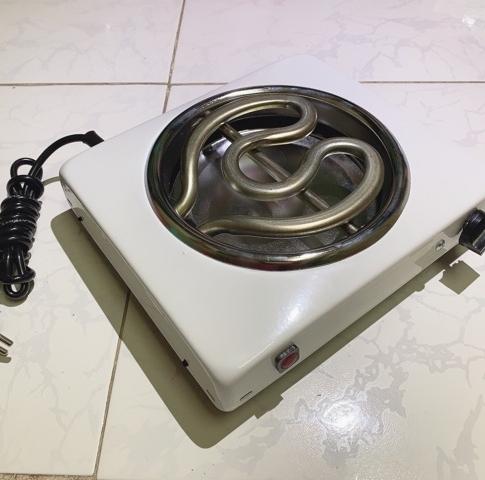 BẾP ĐIỆN VUÔNG CÓ CHỈNH NHIỆT ĐỘ GỒM 22 × 26 CM