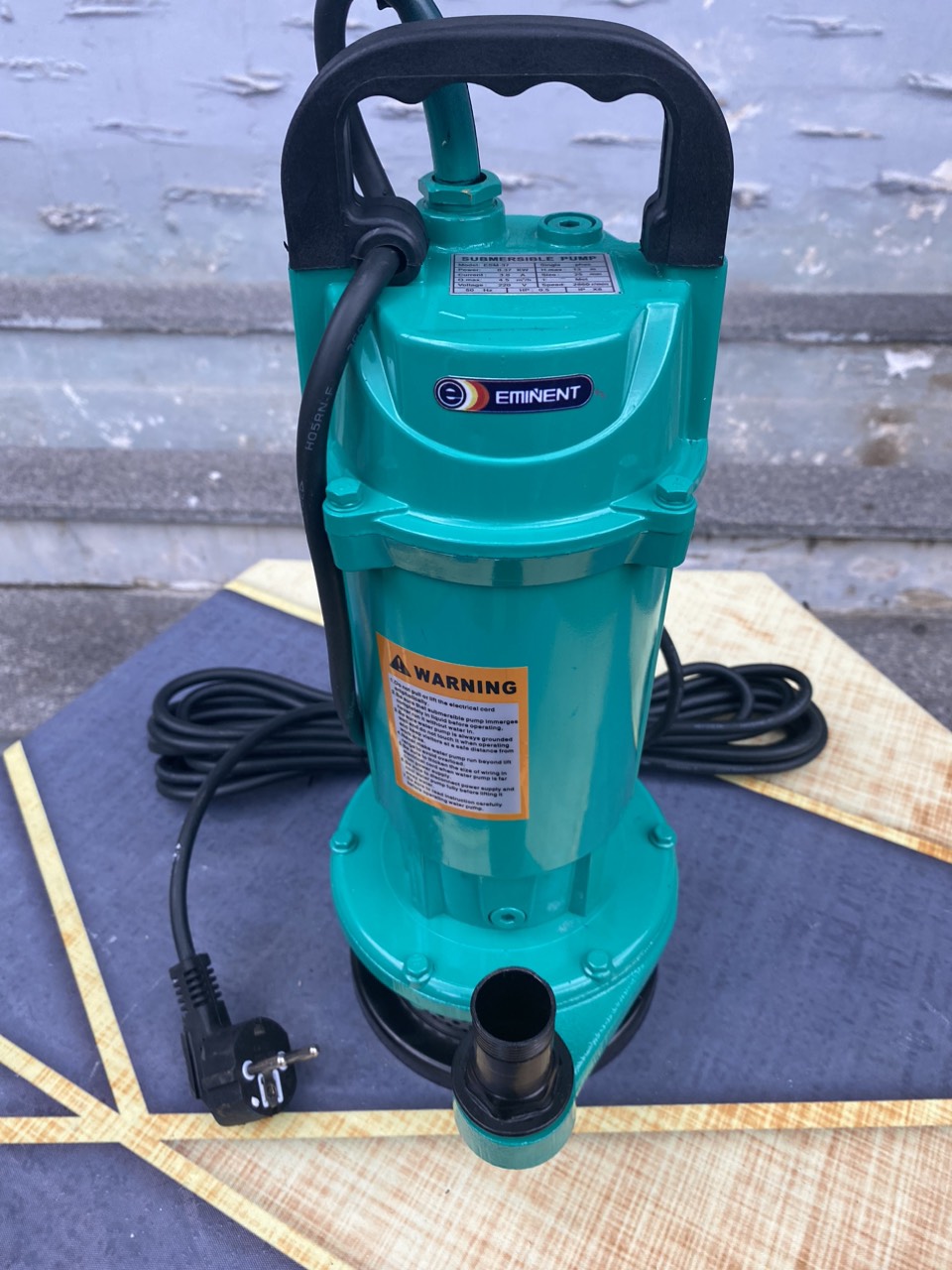 Bơm chìm hút nước sạch 750w, .. eminent thai lan - 100% dây đồng