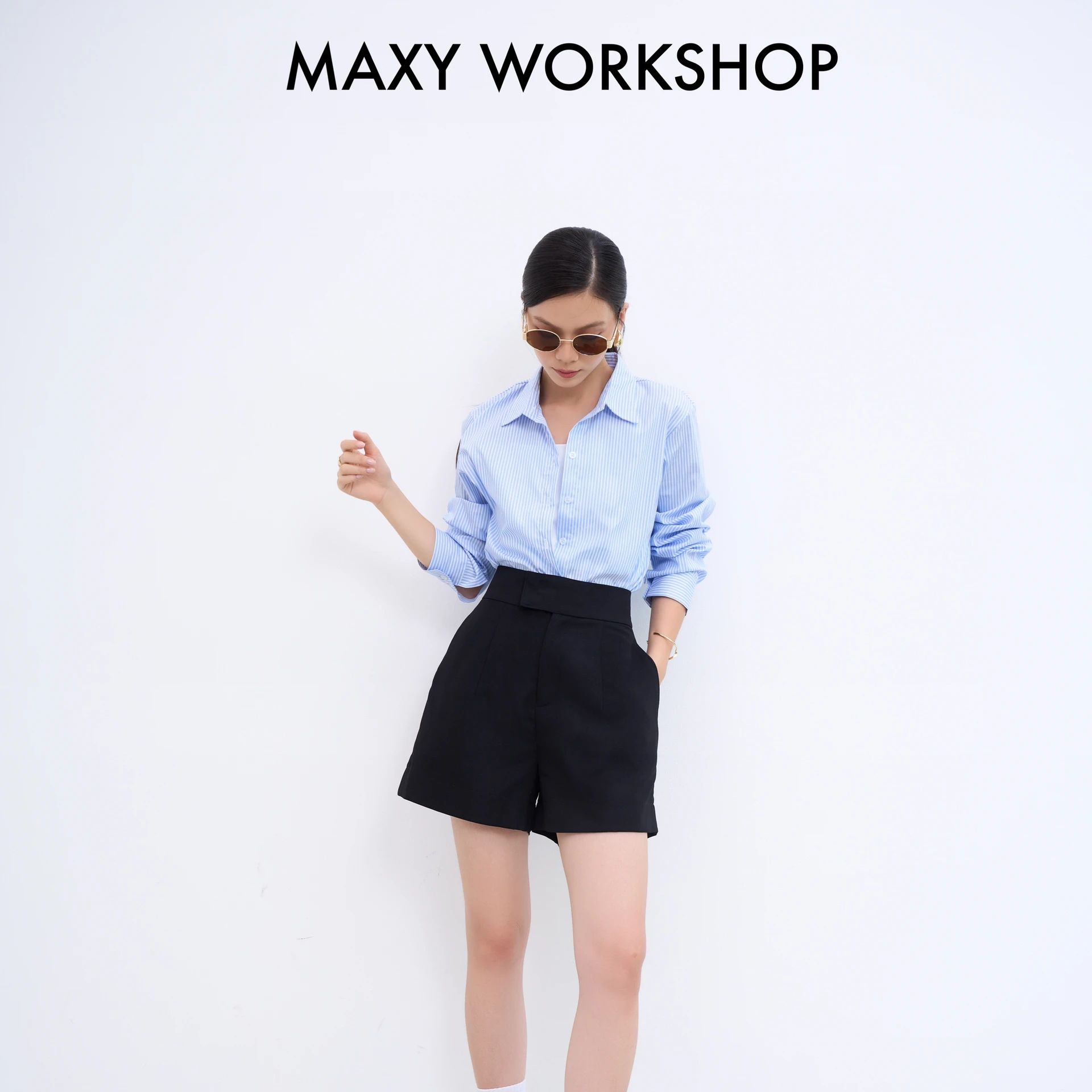 Quần short lưng cao gài khuy ngang High Waisted Short Maxy Workshop