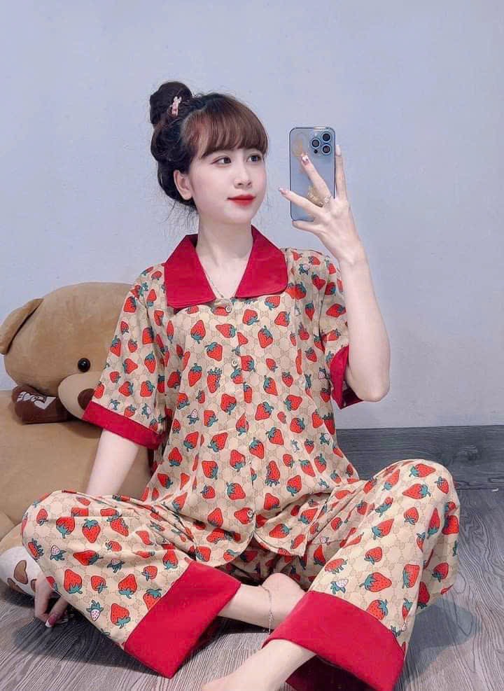 Bộ ngủ nữ Pijama lụa Mango cộc dài ,Bộ pijama Cổ sen cộc tay cao cấp nhiều ,Đồ Bộ Pijama Nữ Lụa Mango Cao Cấp,Tay Ngắn Quần Dài,Chất Vải Mềm Mịn,Siêu Mát mẫu mã, cực kì hót trong mua hè này