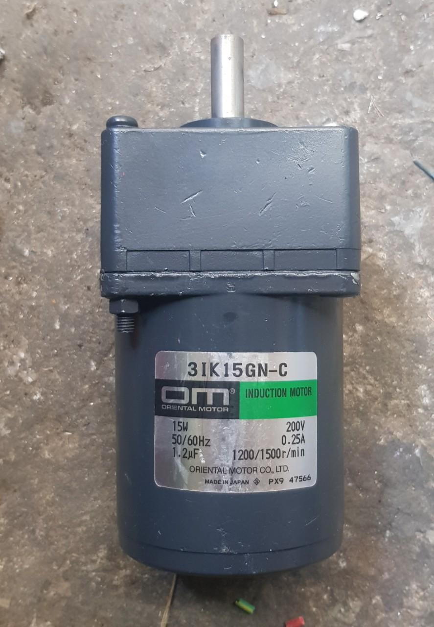 Motor giảm tốc 15w điện áp 220v