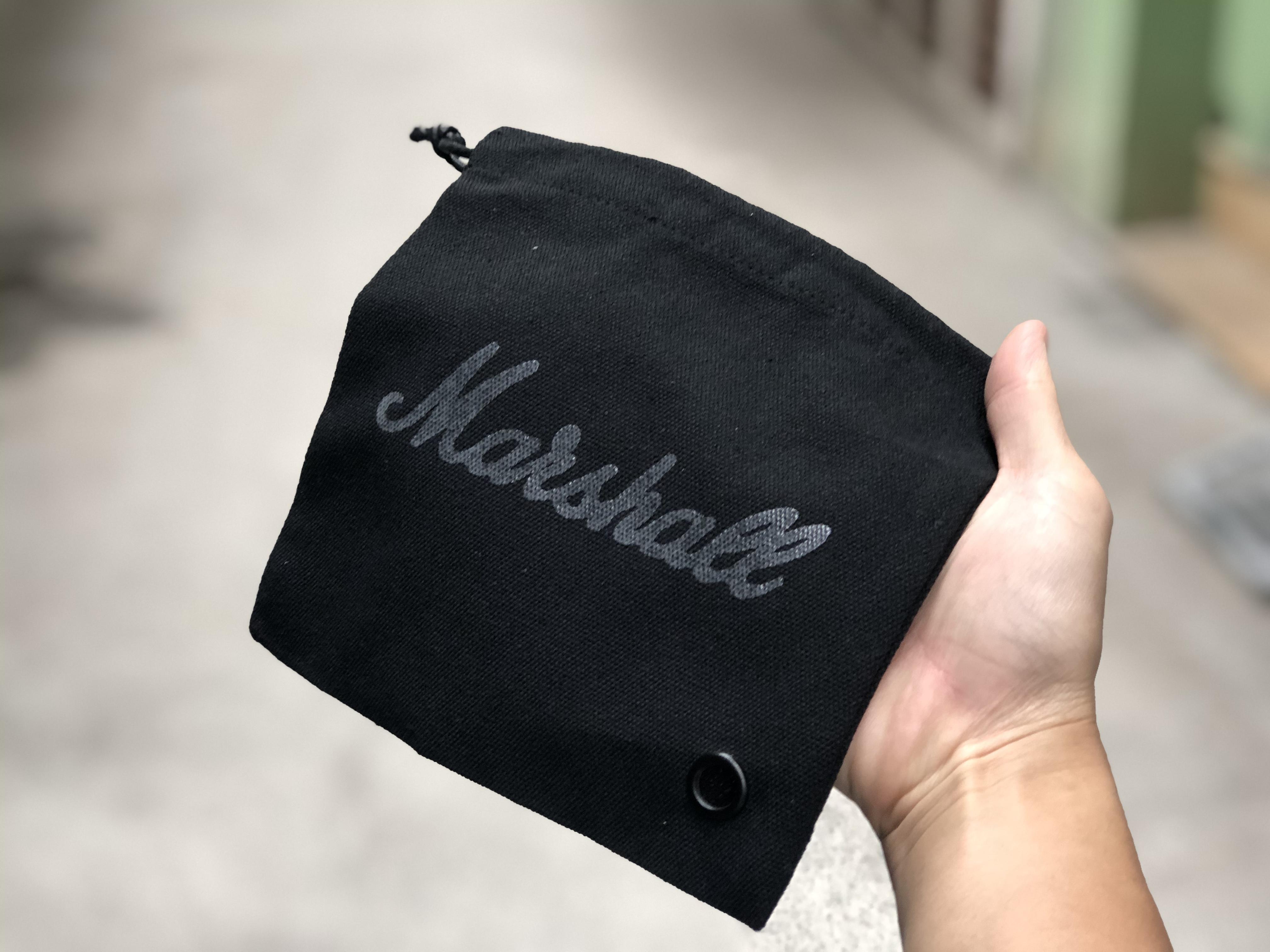 Túi đựng tai nghe Marshall vải canvass phong cách vintage kiêm đựng phụ kiện công nghệ
