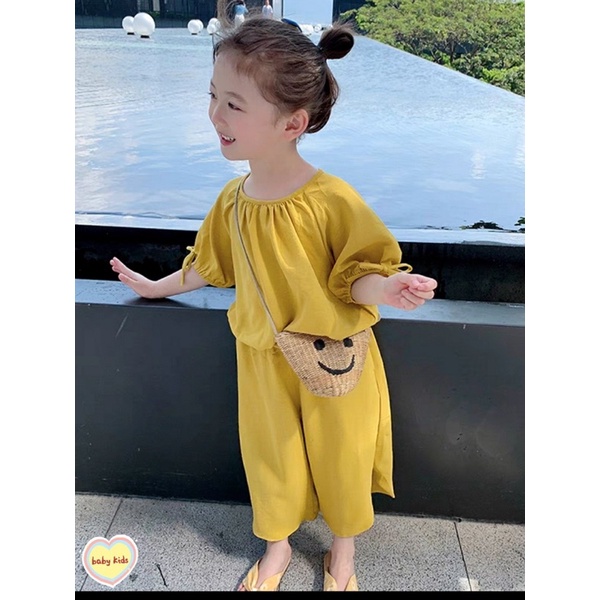 Bộ quần áo đũi nhăn ống sớ cho bé gái