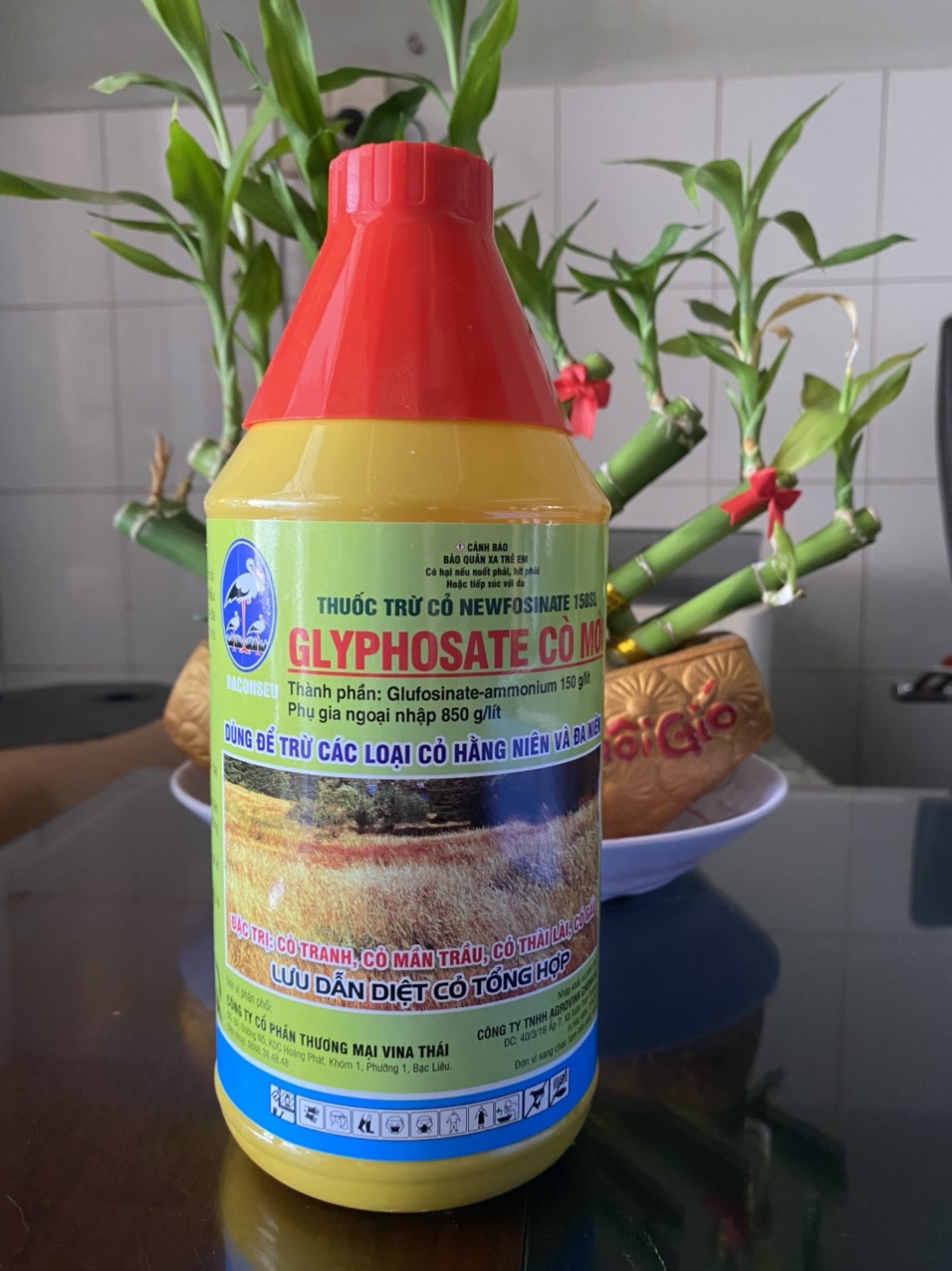 Thuốc Trừ Cỏ Con Cò - GlyPhoSate - Chuyên Trừ Cỏ Tranh, Cỏ Mần Trầu, Cỏ Gấu - 900ml