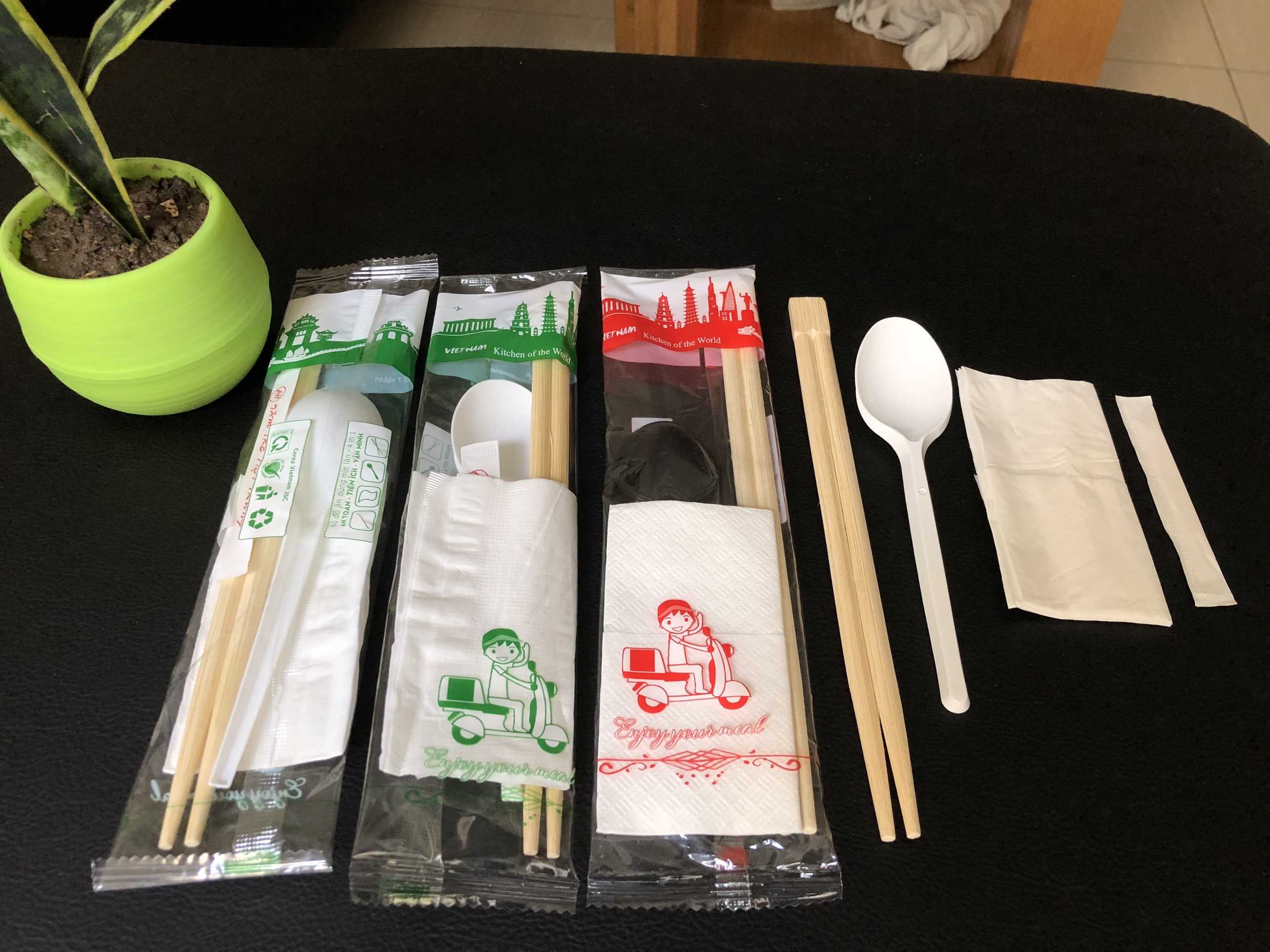10 bộ combo đũa-thìa-giấy-tăm