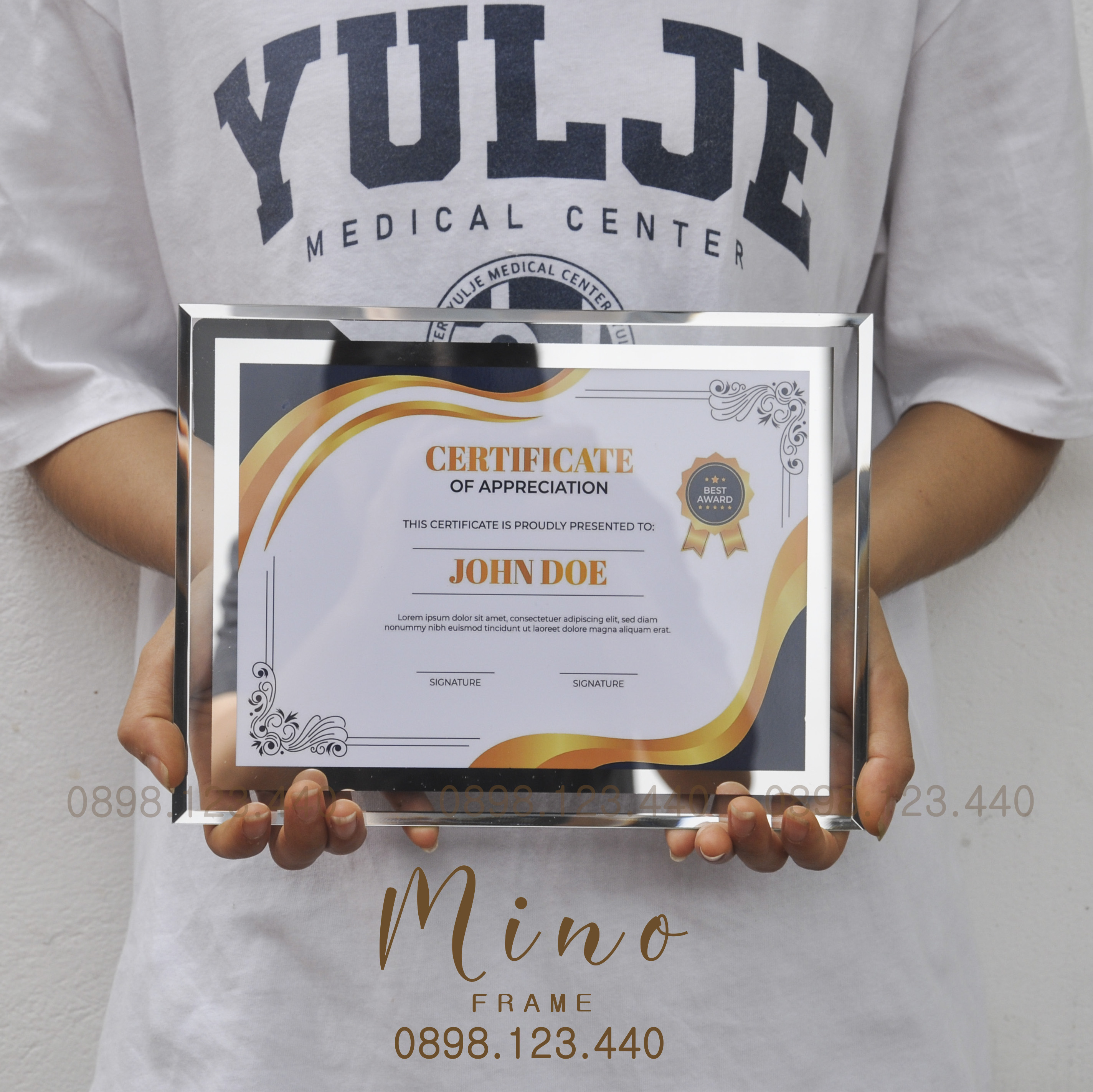 Khung ảnh bằng khen a5 kính tràn đẹp trang trọng để bàn mino frame