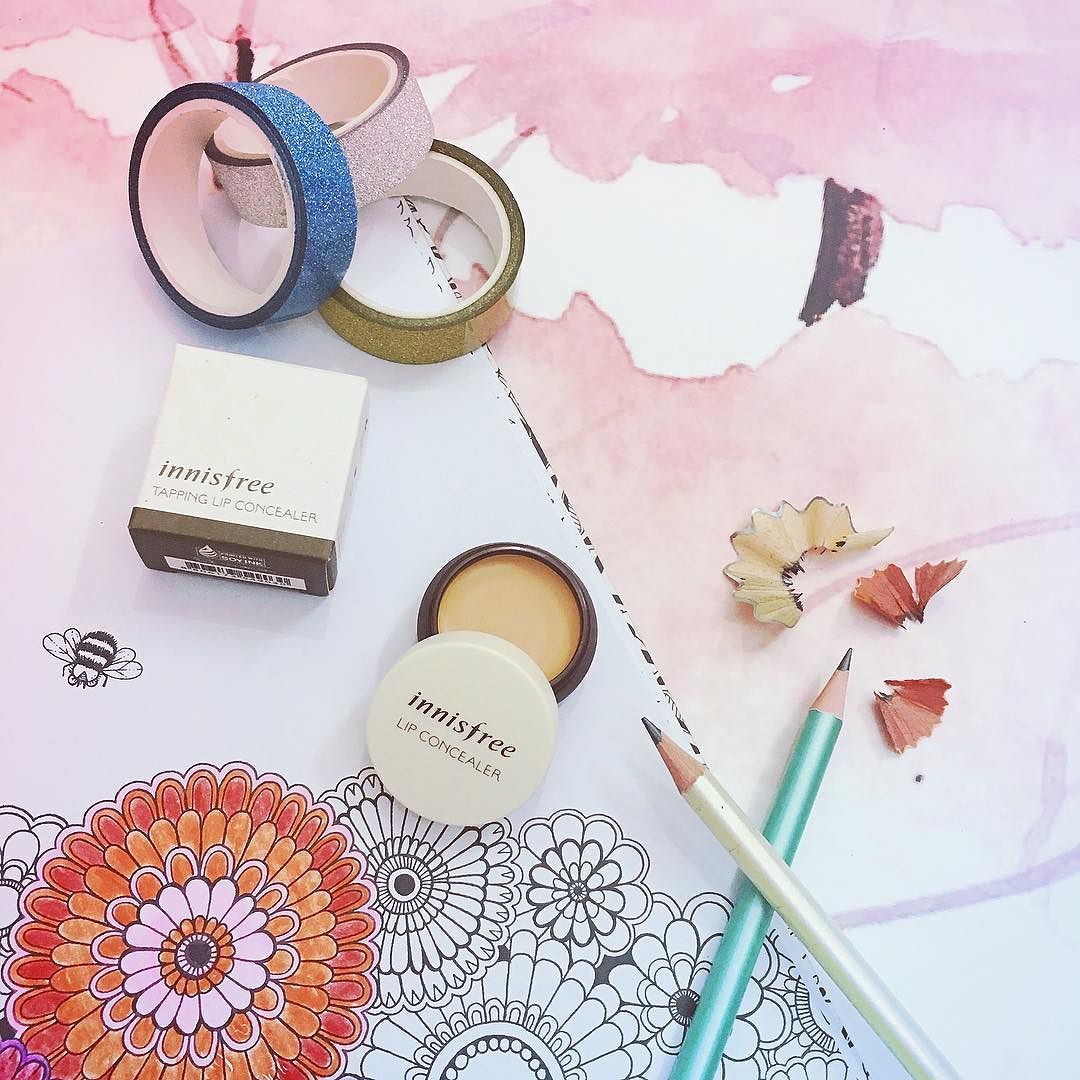Kem che khuyết điểm Innisfree Tapping Lip Concealer