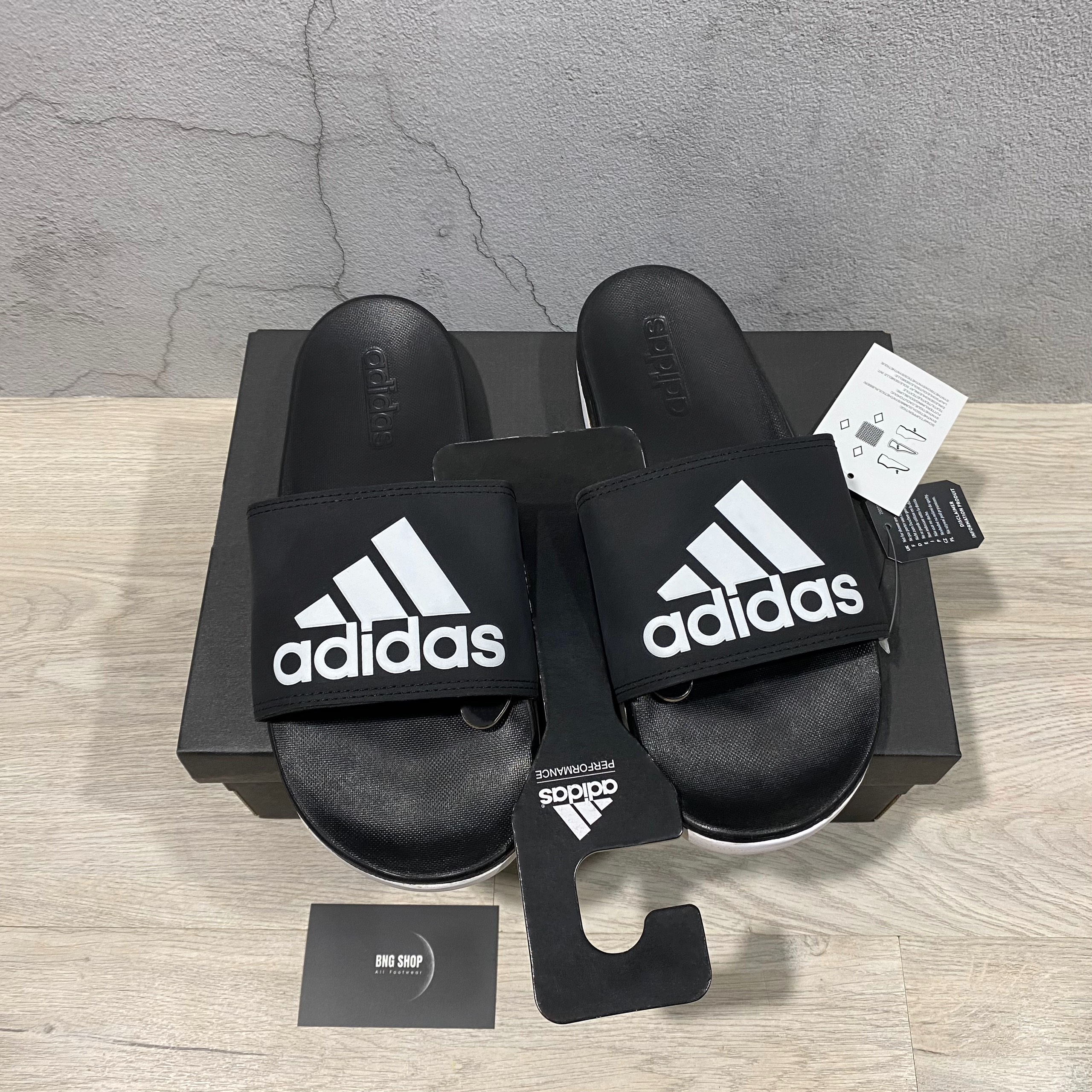 Dép Adidas Adilette Comfort Slides Đen Trắng - Dép quai ngang đế mềm, Cloudfoam, Full box