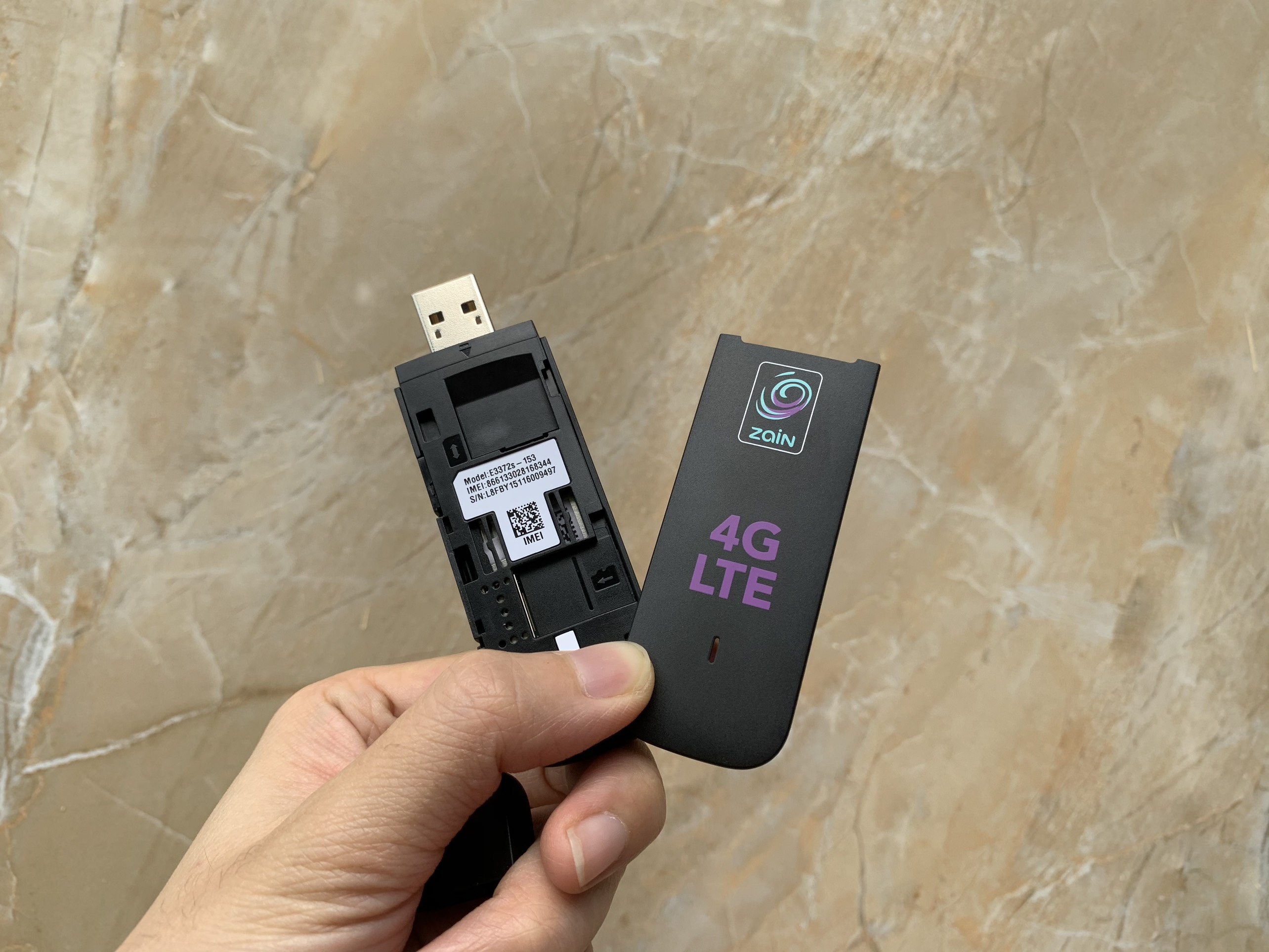 USB Dcom Wifi Huawei E3372 tốc độ lên tới 150Mbps