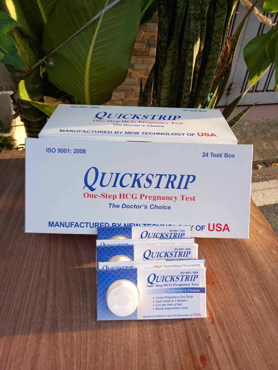 Que thử thai quickstrip combo 12 que - phát hiện thai sớm