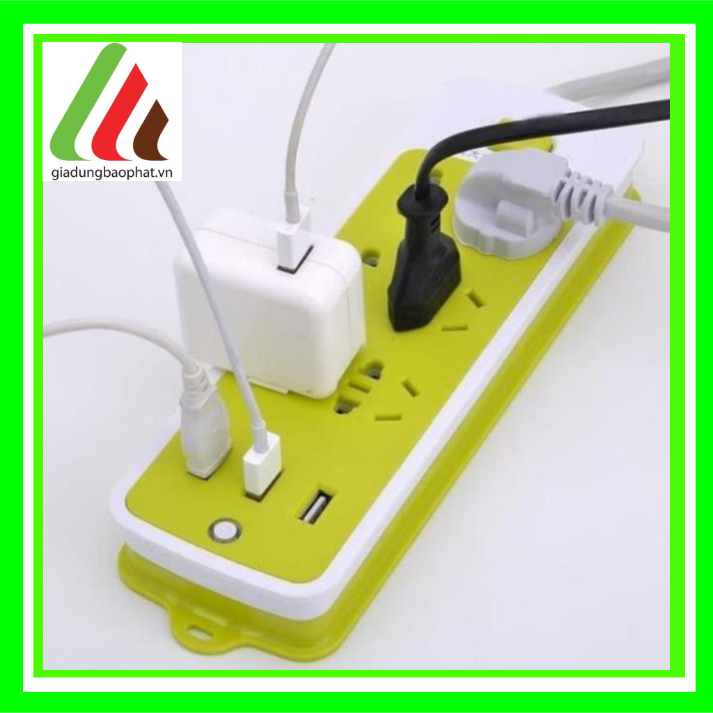 Ổ cắm điện 6 lỗ phích cắm cùng 3 khe cắm USB cho phép người dùng sạc pin không cần tới củ sạc