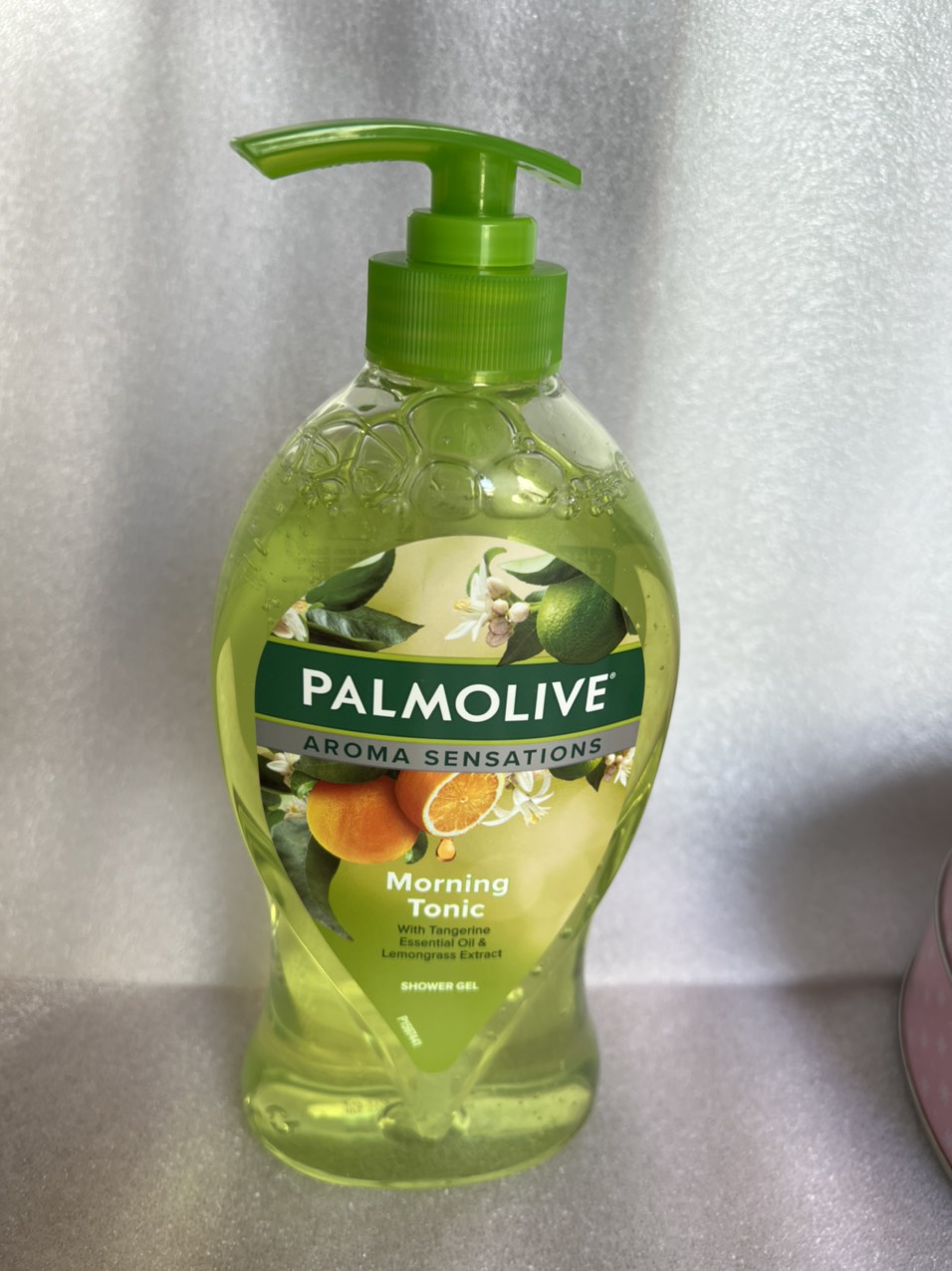 . Sữa tắm Palmolive Liệu Pháp Sảng Khoái Tinh Khôi 750ml