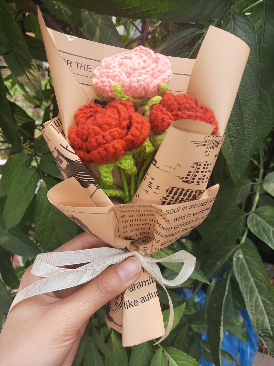Bó hoa hồng bằng len handmade DIY quà tặng sinh nhật/ đám cưới