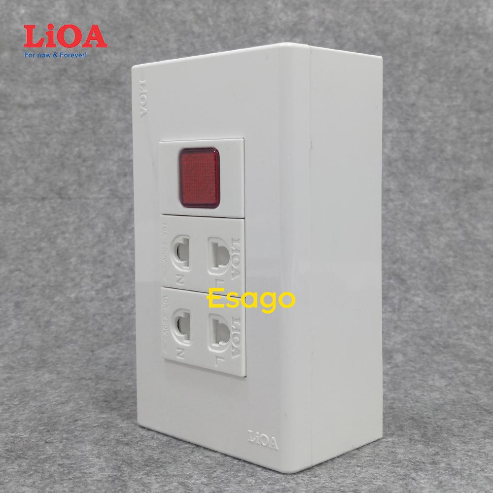 Ổ cắm điện đôi 2 chấu + 1 đèn báo màu đỏ mặt lỗ vuông LiOA - Lắp nổi