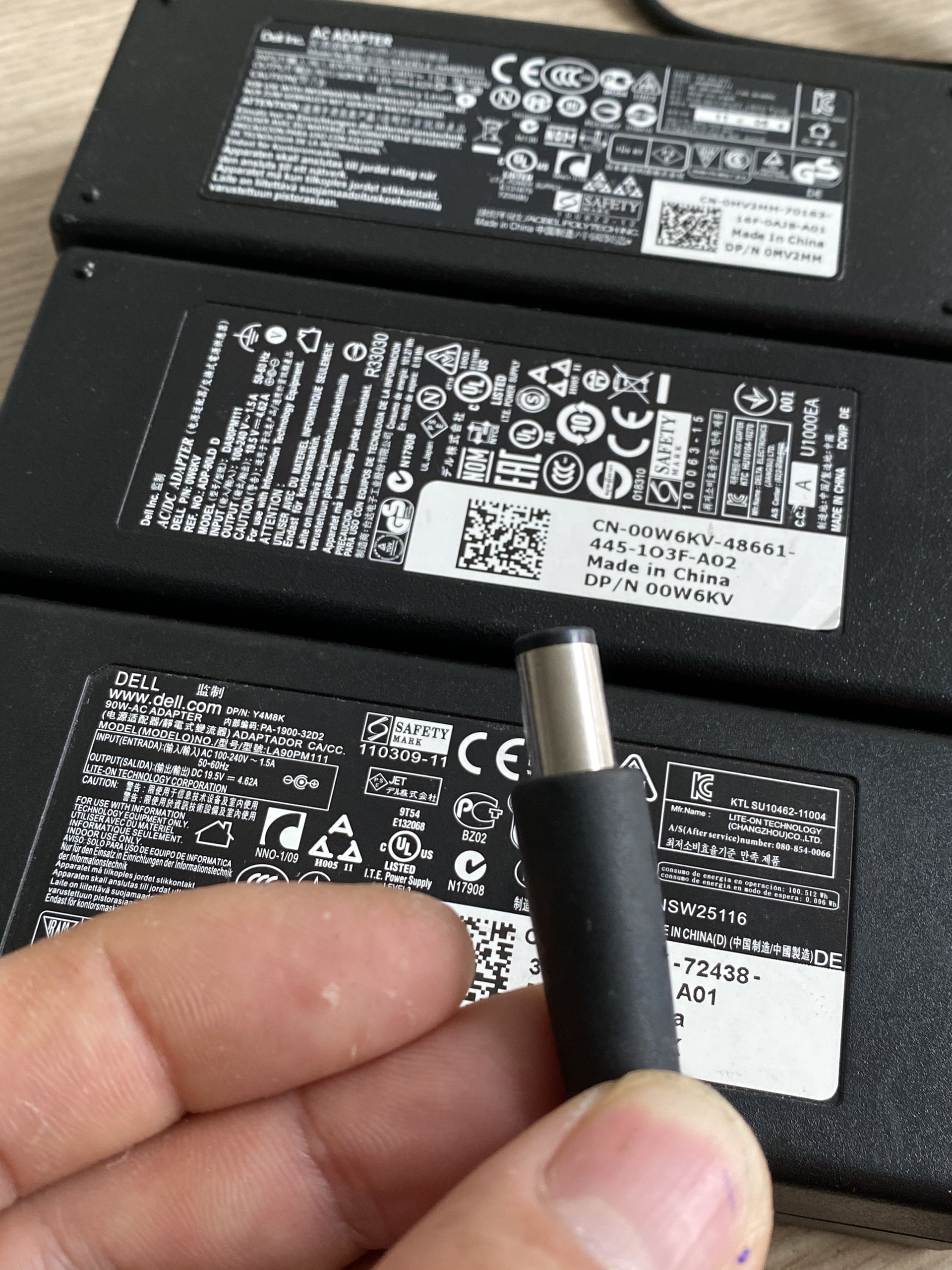Sạc Laptop DELL inspiron 1564 bản gốc